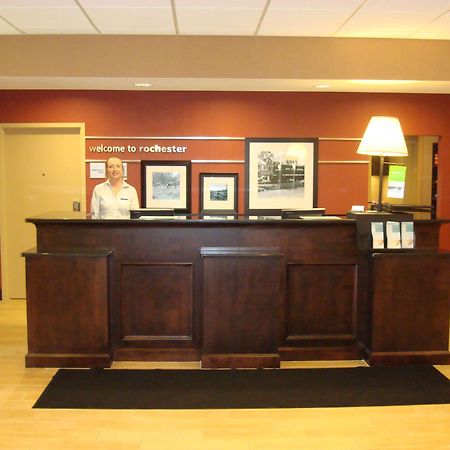 Hampton Inn & Suites Rochester-North Interior photo